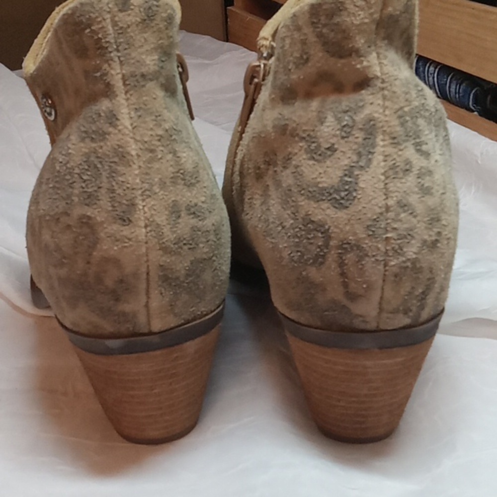 Yellowbox cheetah ankle boots size 7.5 - Picture 3 of 13